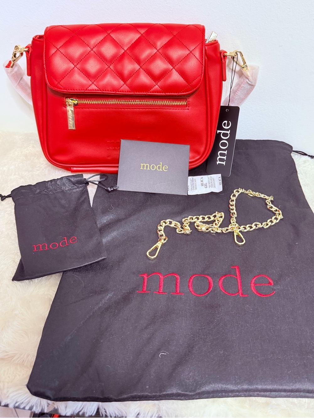 MODE Quilted Red Crossbody Bag with Gold Chain New with tags!